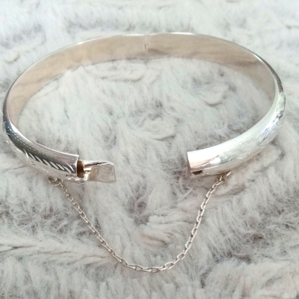 Sterling Silver Bangle Bracelet